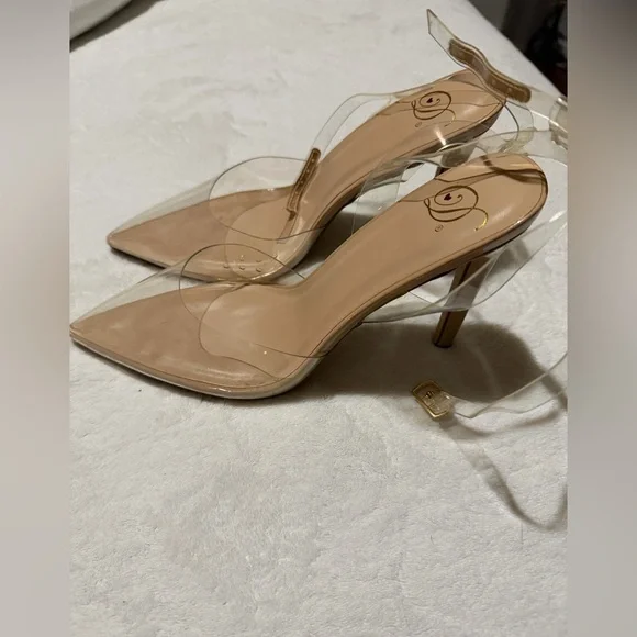 Transparent Nude Heels - Picture 1 of 4